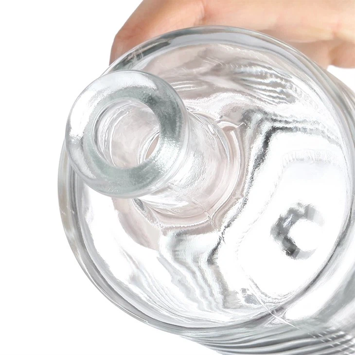 Customized Glass Bottles Vodka 700ml Liquor